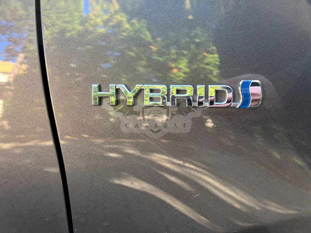 Toyota Yaris III Hybrid 100 Premium 2013