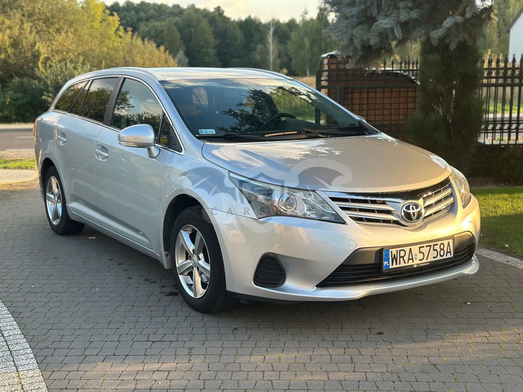 Toyota Avensis III 1.8 Active 2014