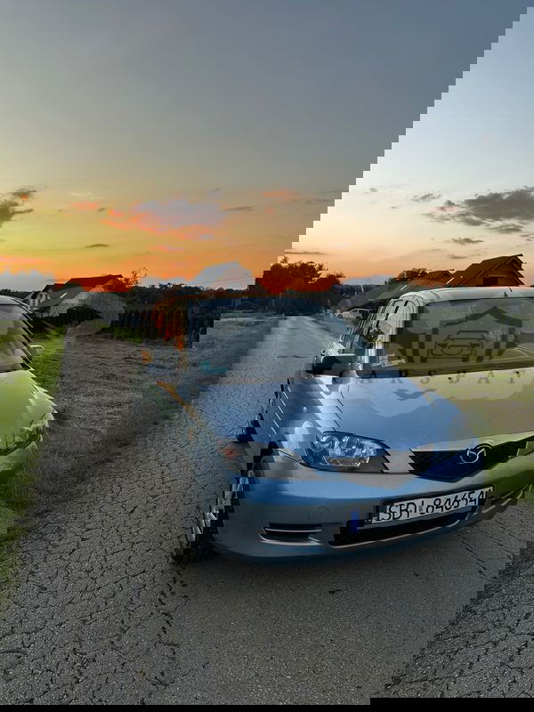 Mazda 2 I 2005