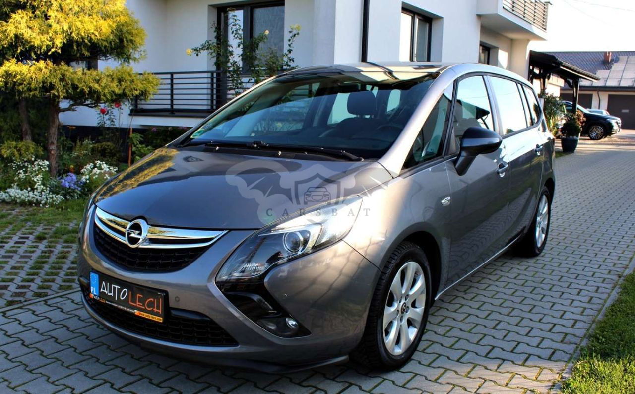 Opel Zafira C 2016