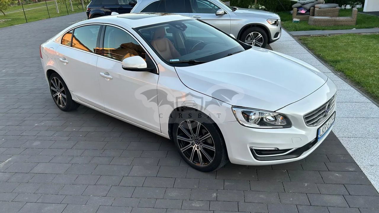 Volvo S60 II T5 Drive-E Dynamic Edition (Momentum) 2017