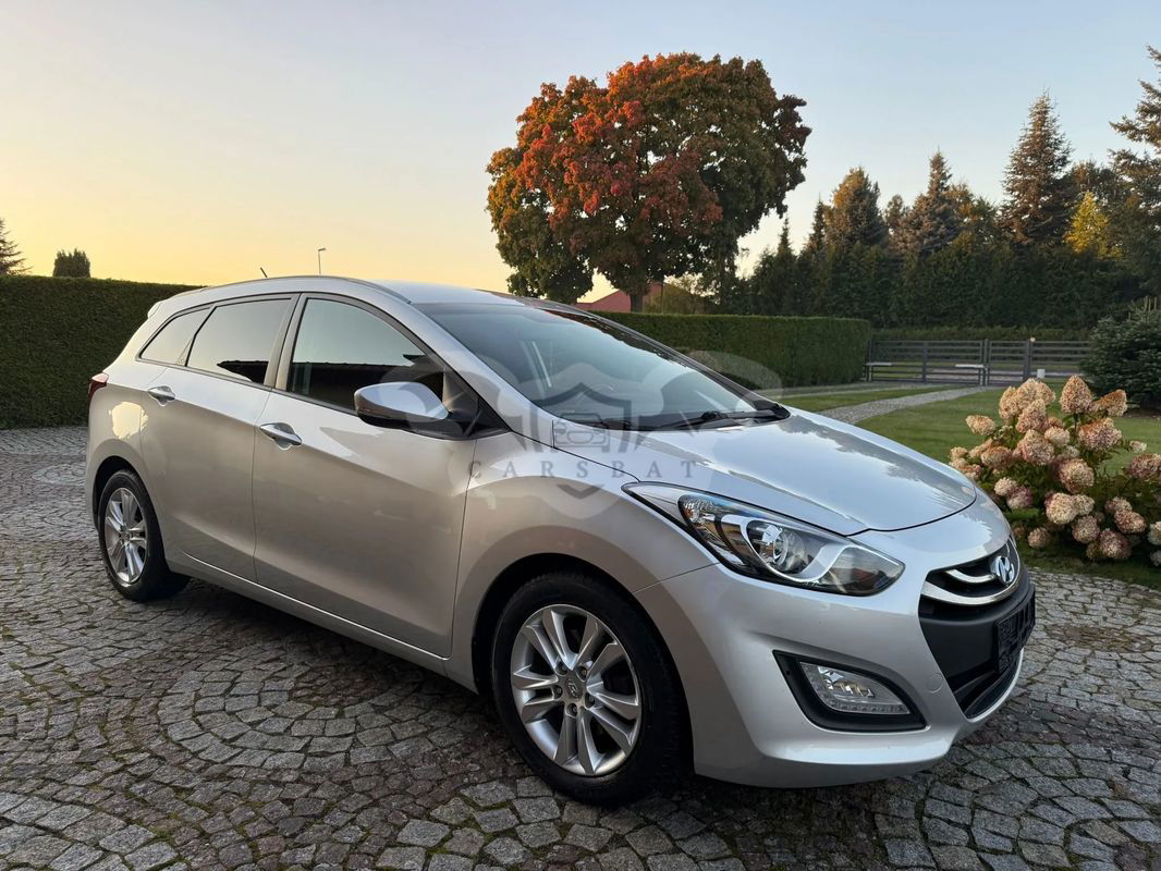 Hyundai i30 II 1.6 CRDi Premium 2014