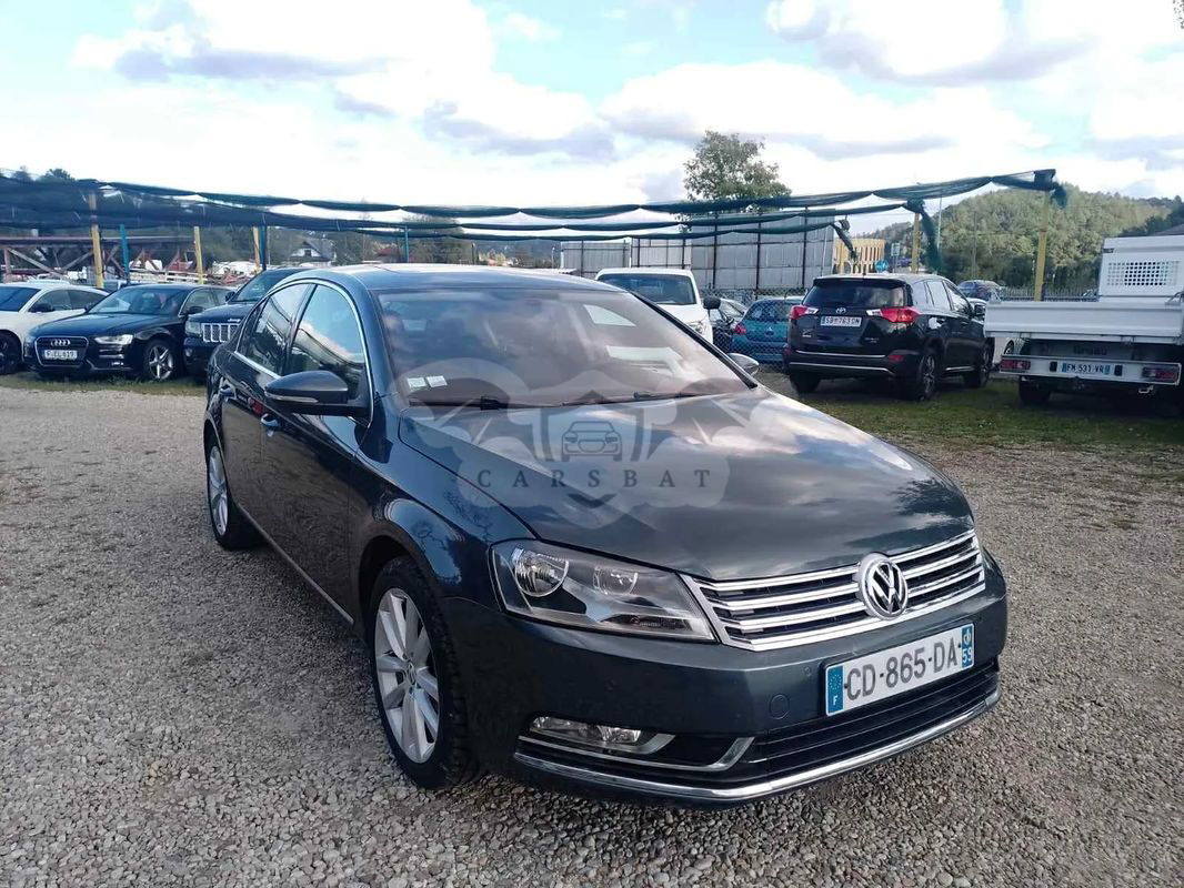 Volkswagen Passat B7 2.0 TDI Highline 2012