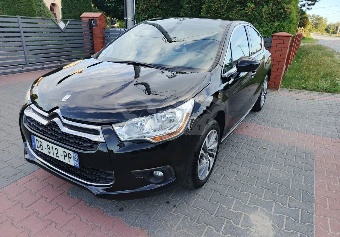 Citroën DS4 e-HDi 115 Chic 2013