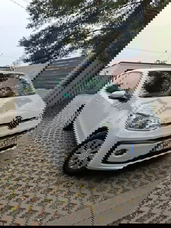Volkswagen Up! 1.0 beats 2020