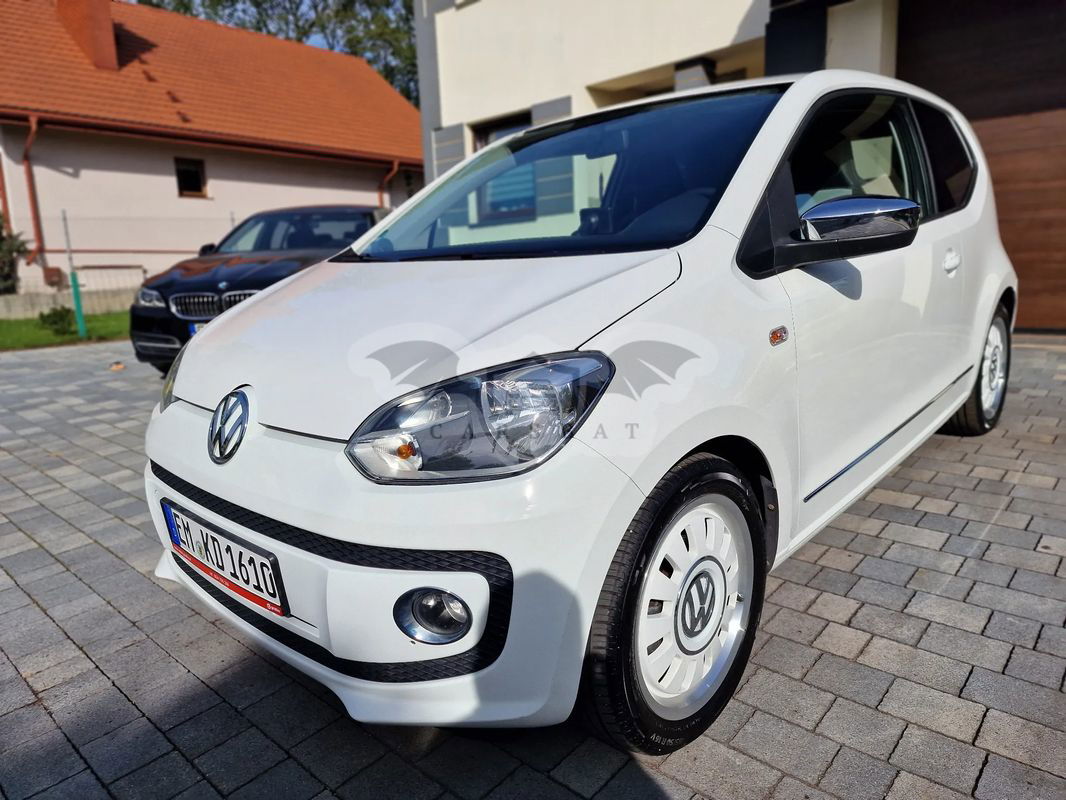 Volkswagen Up! 1.0 black 2012