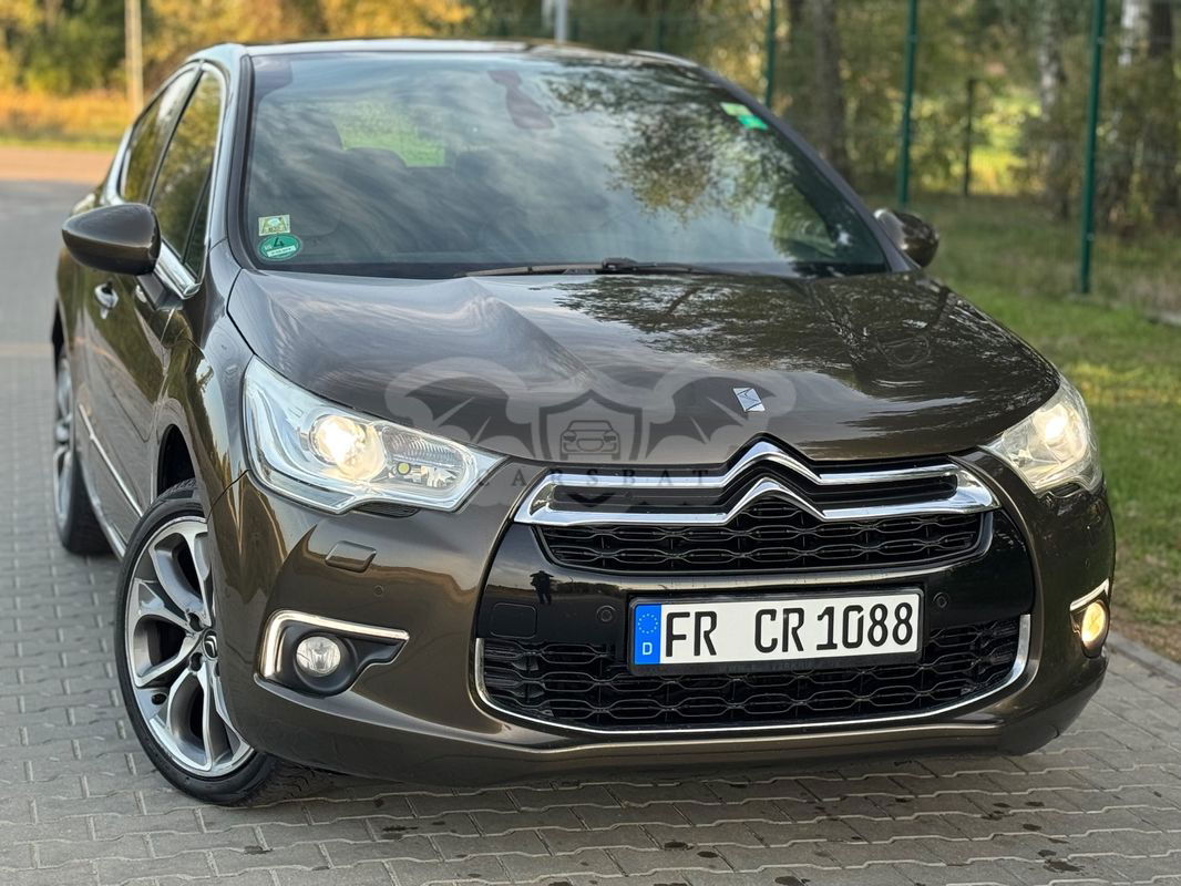 Citroën DS4 HDi 165 SportChic 2011