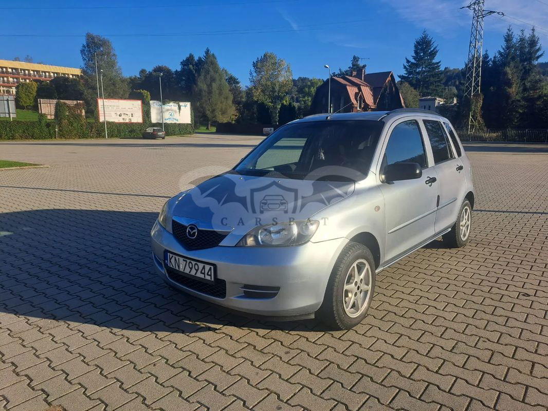 Mazda 2 I 2003