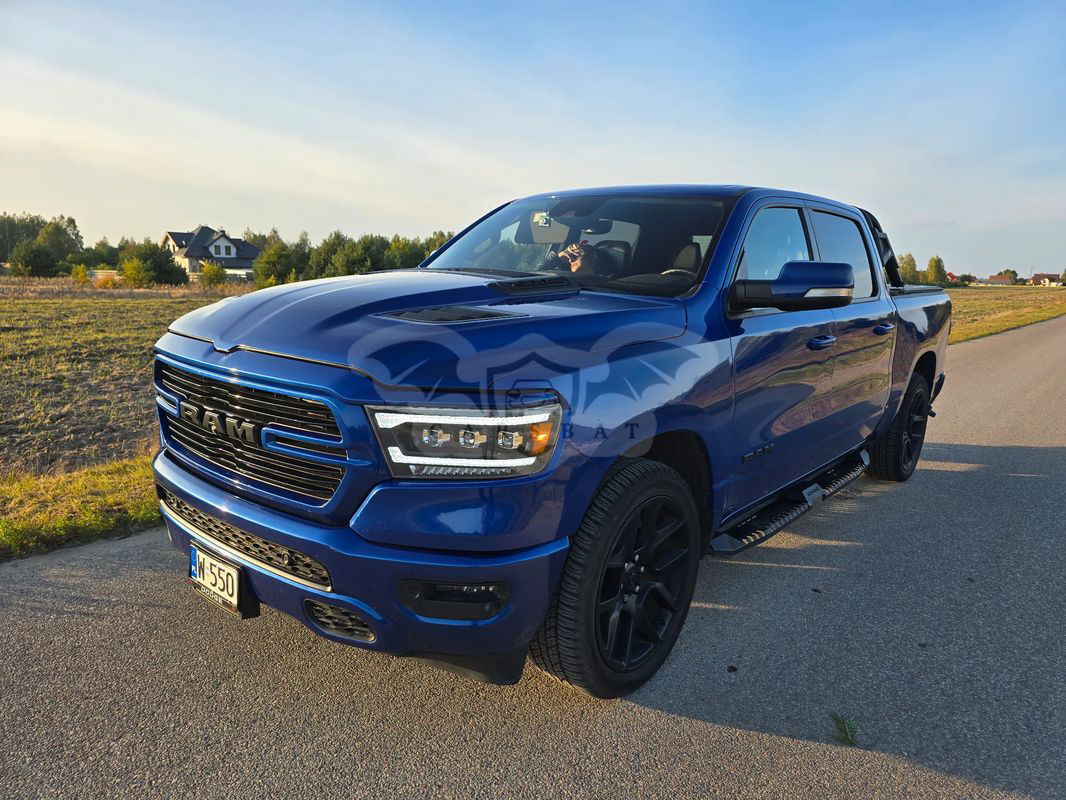 RAM 1500 5.7 Crew Cab Shortbed Laramie Sport 2019