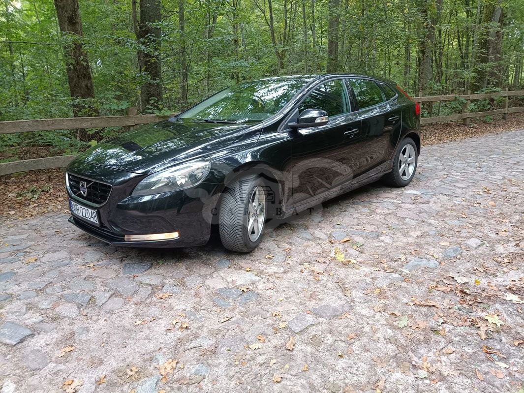 Volvo V40 II D2 Kinetic 2013