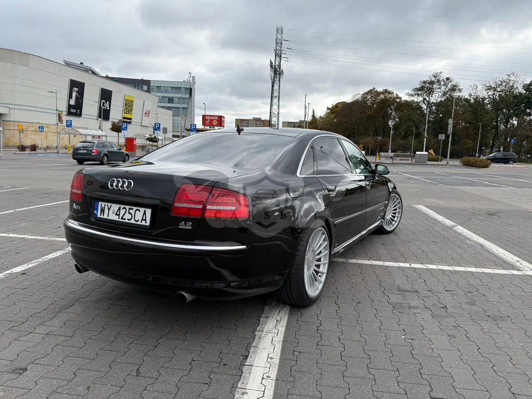 Audi A8 D3 4.2 L Quattro 2006