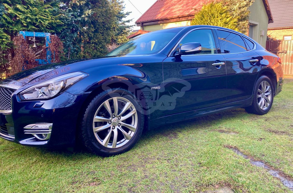 Infiniti Q70 2016