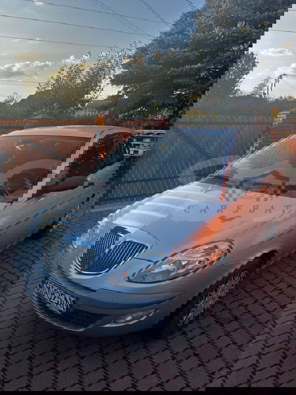 Lancia Ypsilon 2003