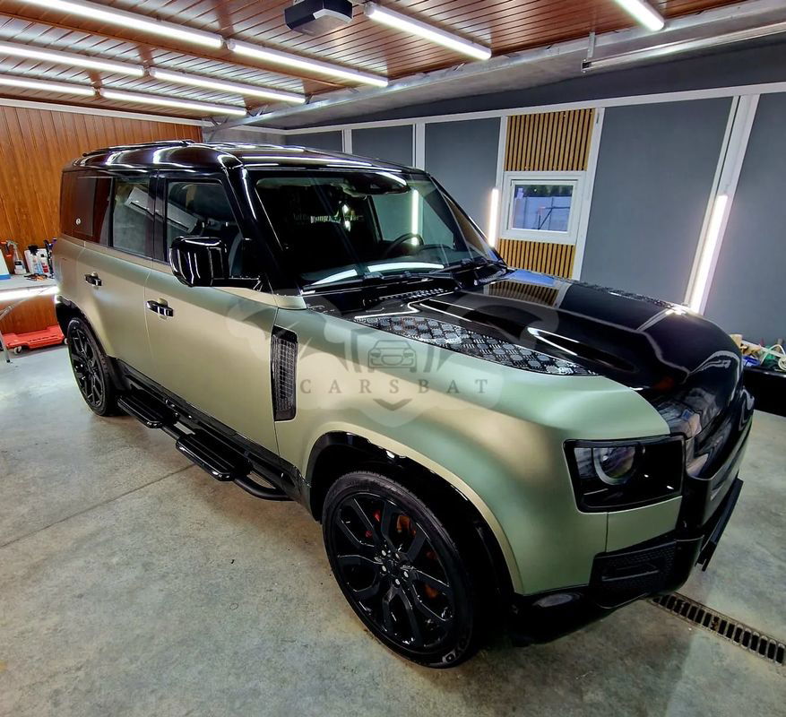 Land Rover Defender 110 2.0 D200 2021