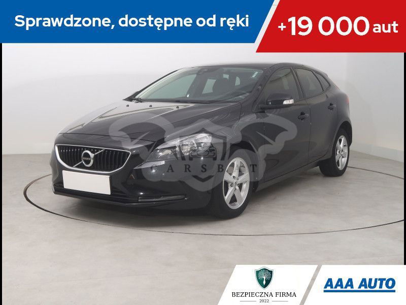 Volvo V40 II 2017