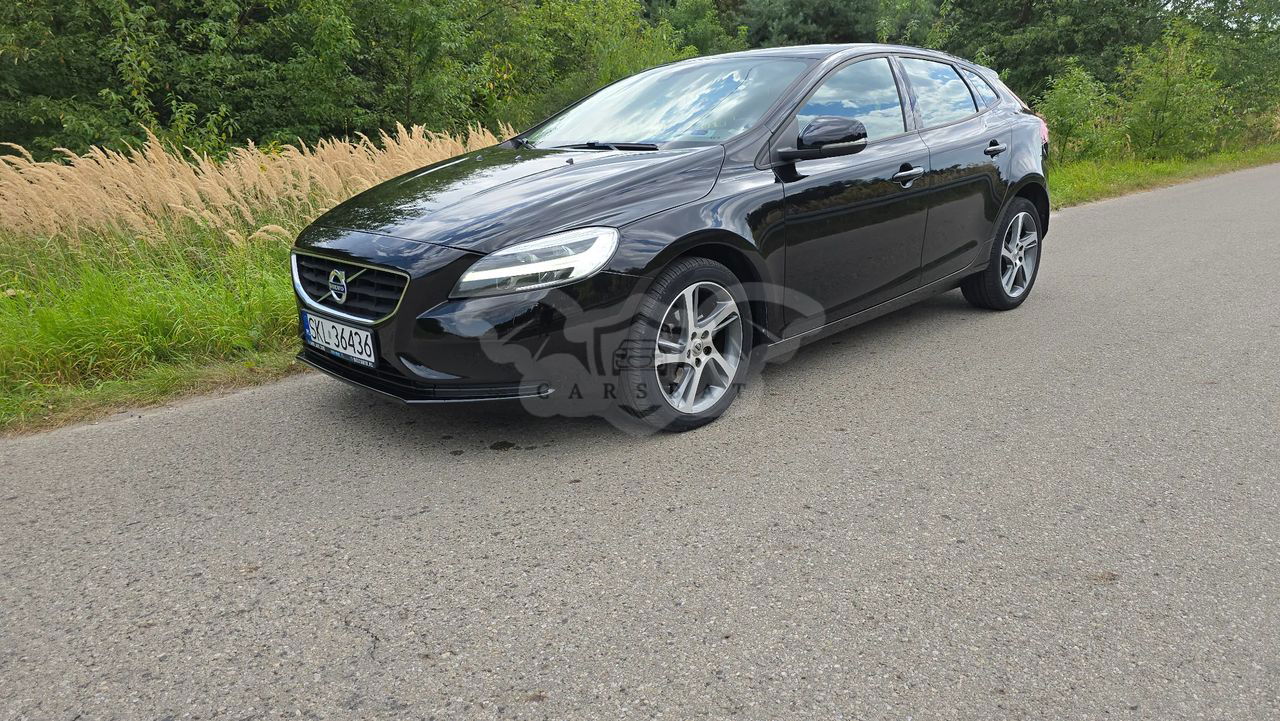 Volvo V40 II D2 Drive-E Momentum 2016