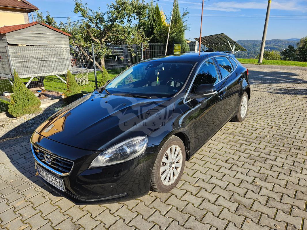 Volvo V40 II D3 Momentum 2014