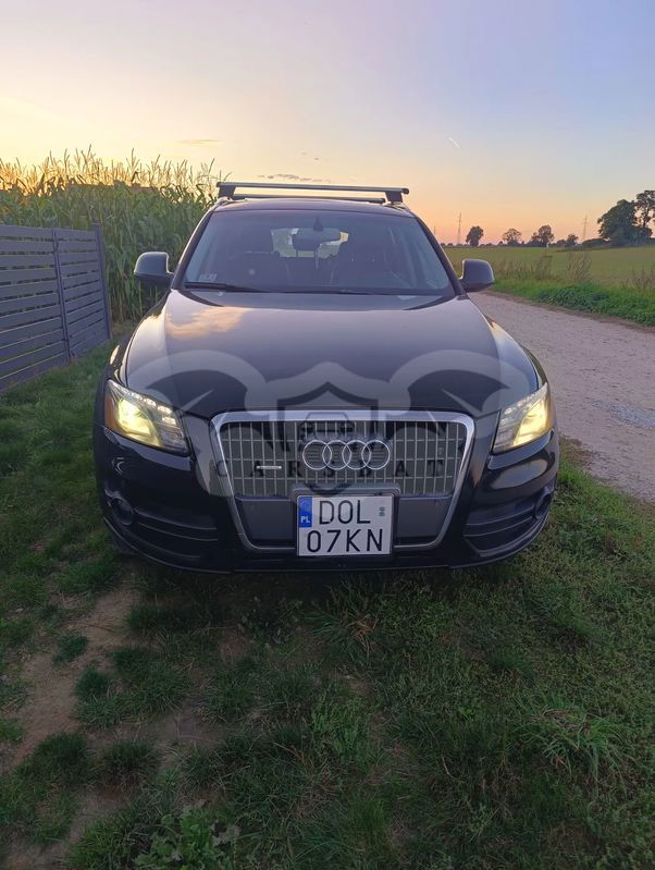 Audi Q5 8R 2.0 TFSI quattro tiptronic 2011