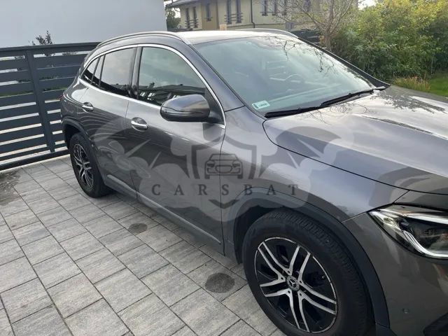 Mercedes-Benz GLA 200 Business Edition 2021