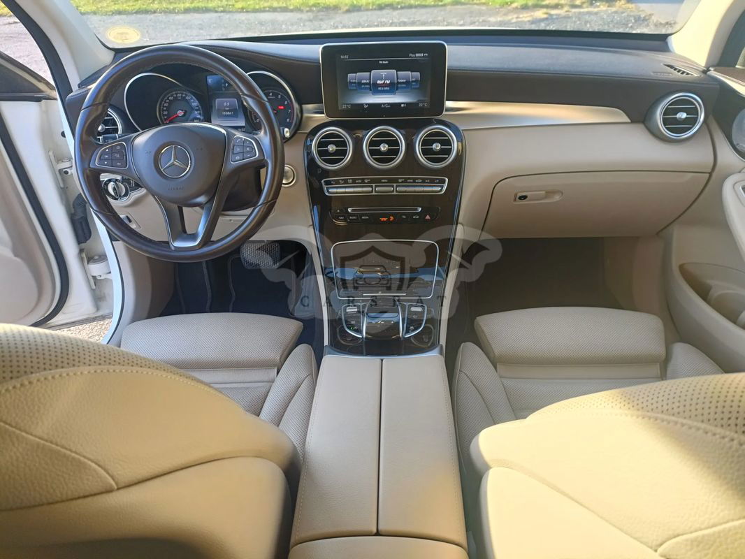Mercedes-Benz GLC I 300 4Matic 9G-TRONIC AMG Line 2017