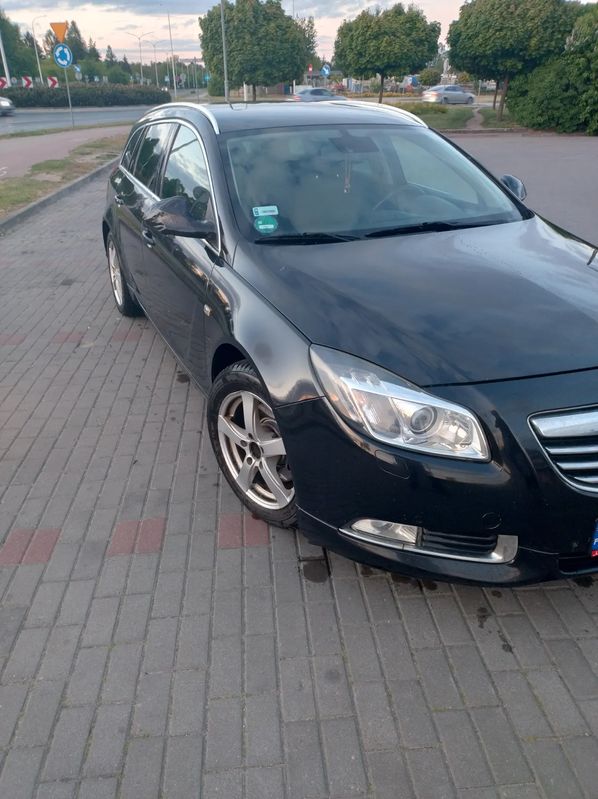 Opel Insignia A 2.0 CDTI Sport 2010