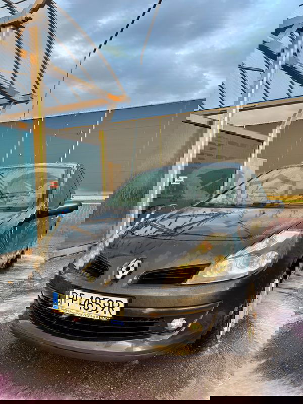 Renault Clio III 1.2 16V Authentique 2007