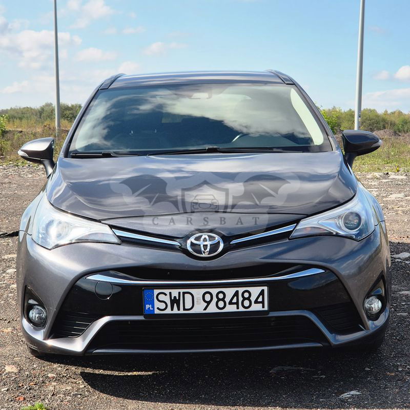 Toyota Avensis III 2.0 D-4D Premium 2018