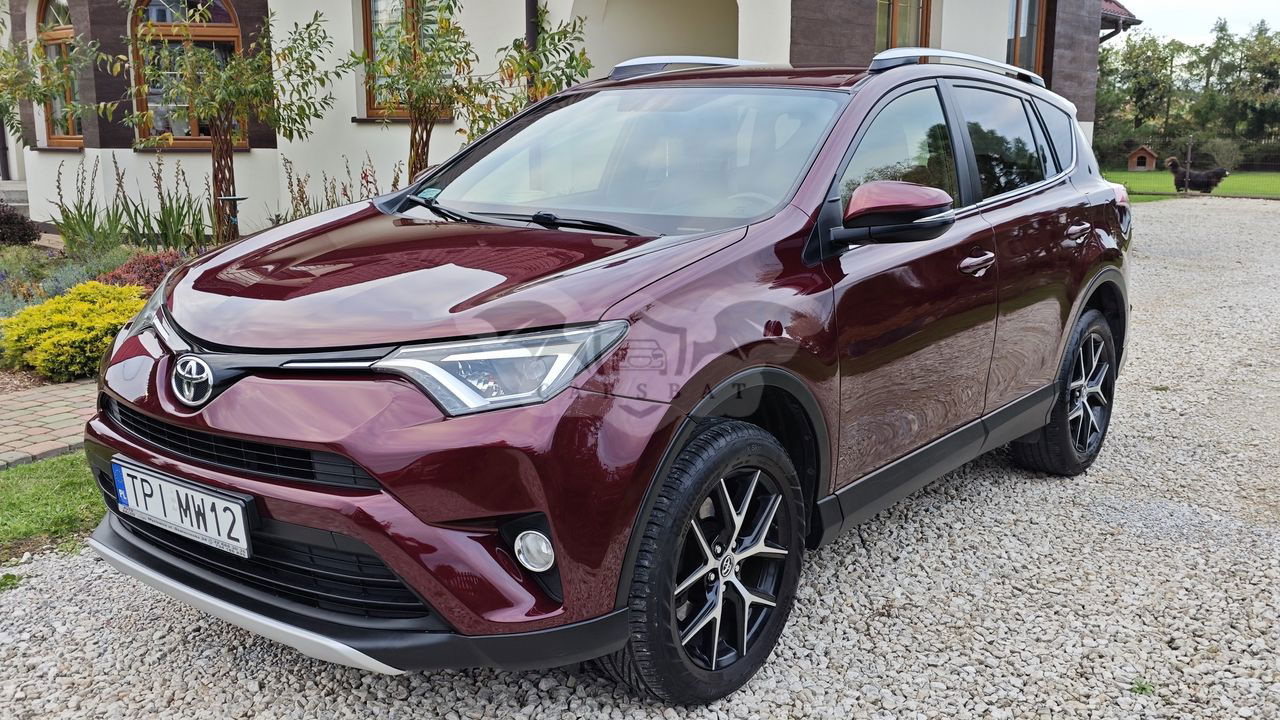 Toyota Rav4 IV 2.0 D-4D Premium 4x2 2016
