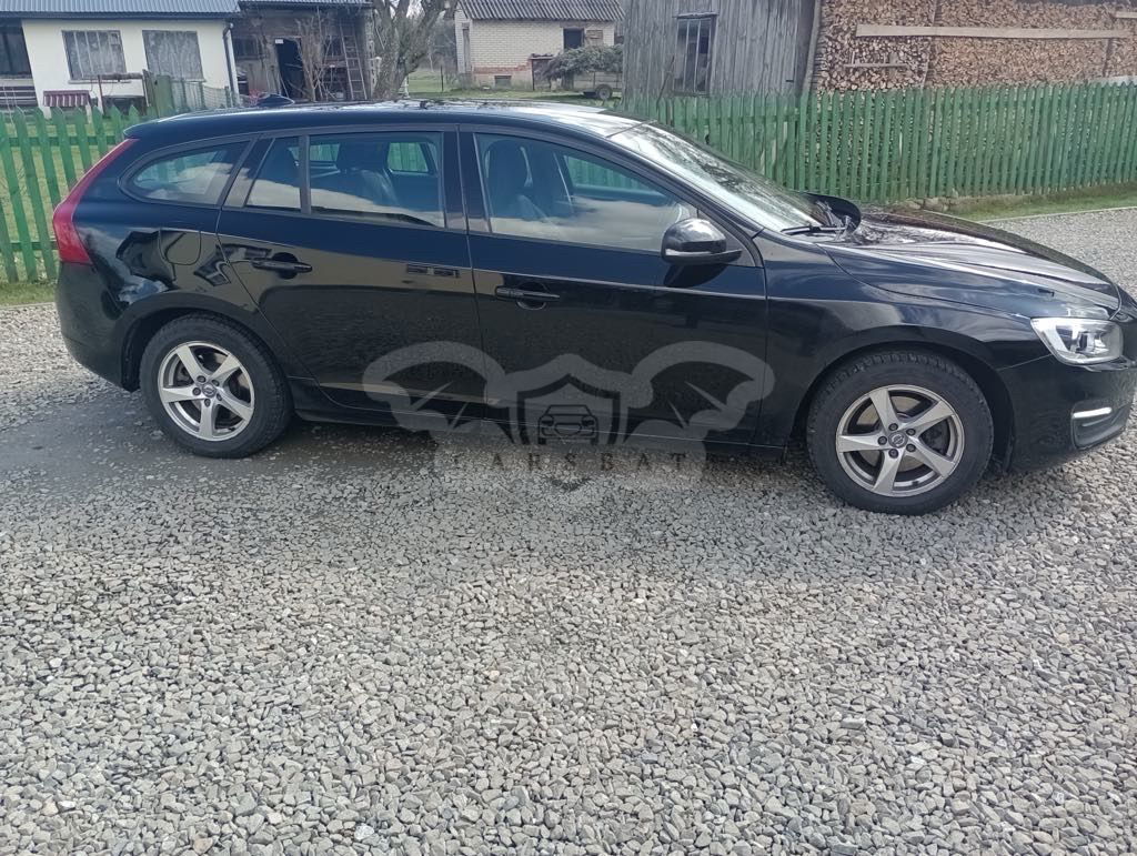 Volvo V60 II D3 2017