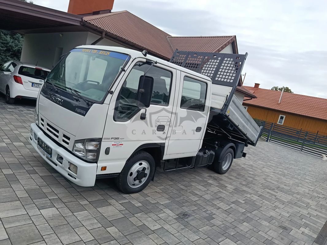 Isuzu NPR 2009