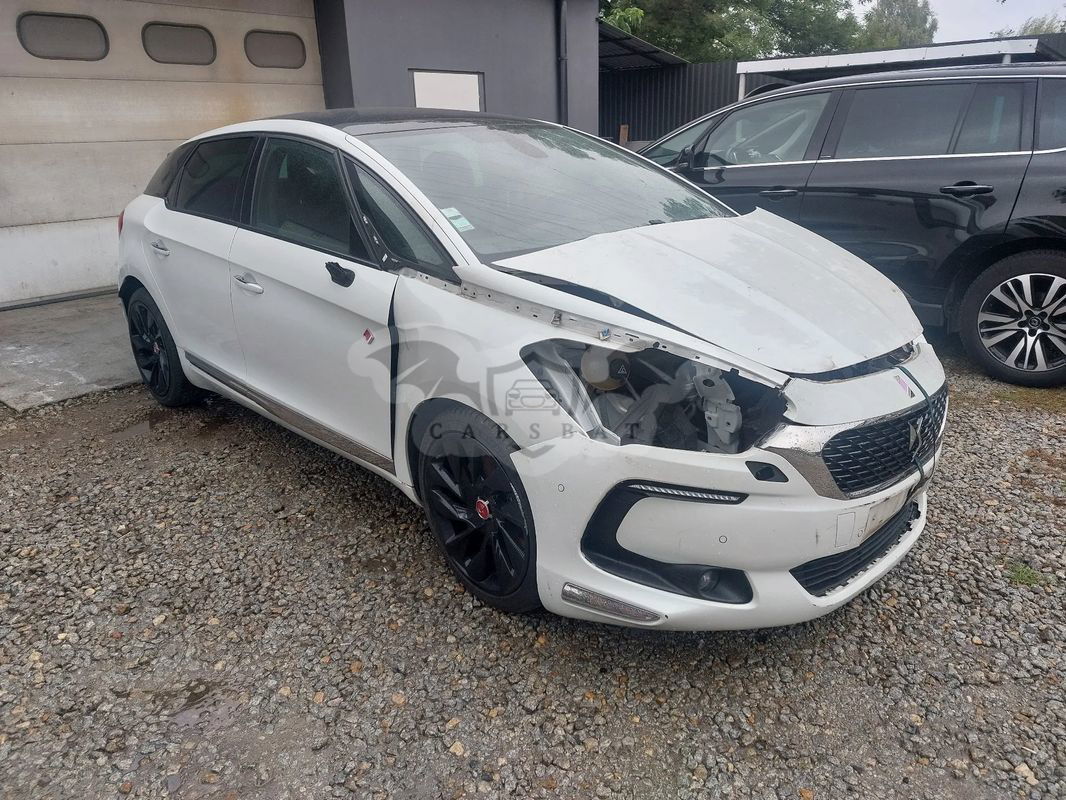 DS DS5 2018