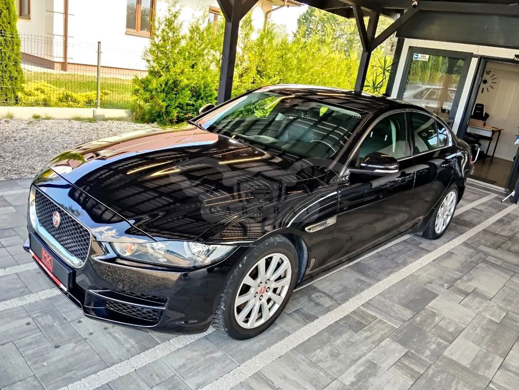 Jaguar XE 2.0 D Prestige 2016