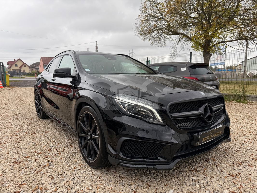 Mercedes-Benz GLA 2015
