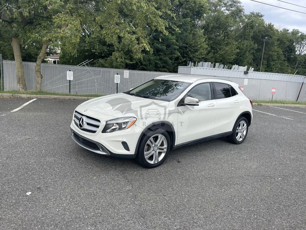 Mercedes-Benz GLA 250 4-Matic 2015