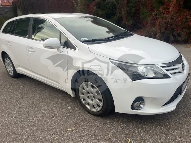 Toyota Avensis III 1.6 Premium 2012