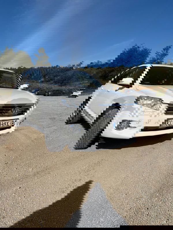 Toyota Rav4 III 2012