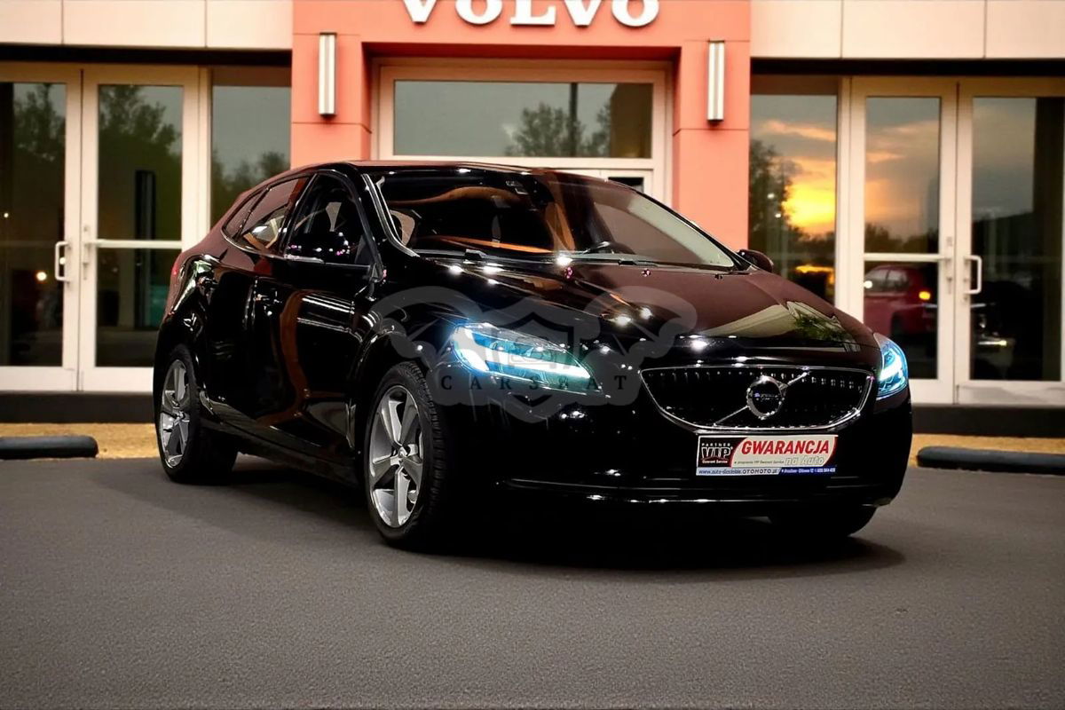 Volvo V40 II T3 Drive-E Momentum 2016
