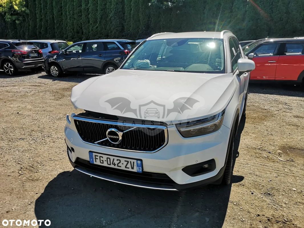 Volvo XC40 D4 AWD Geartronic Momentum 2019