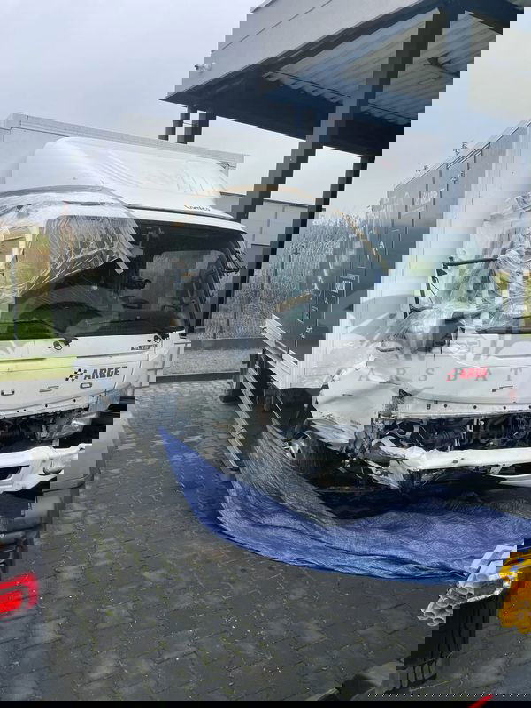 Mitsubishi Fuso Canter 2020
