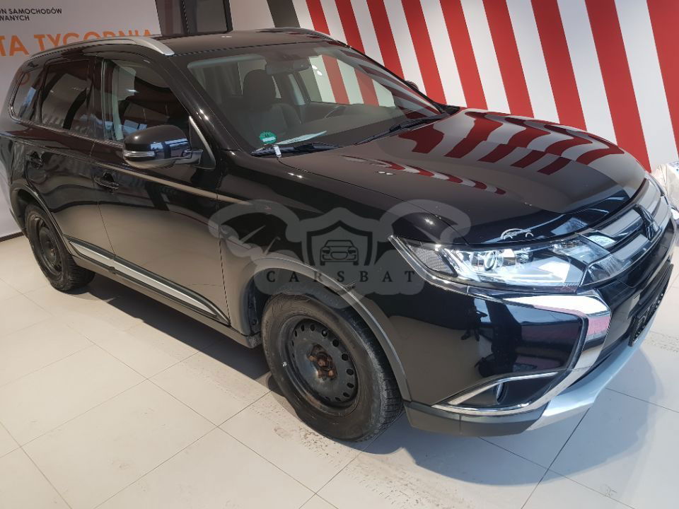 Mitsubishi Outlander III 2.0 Invite + 2WD 2016