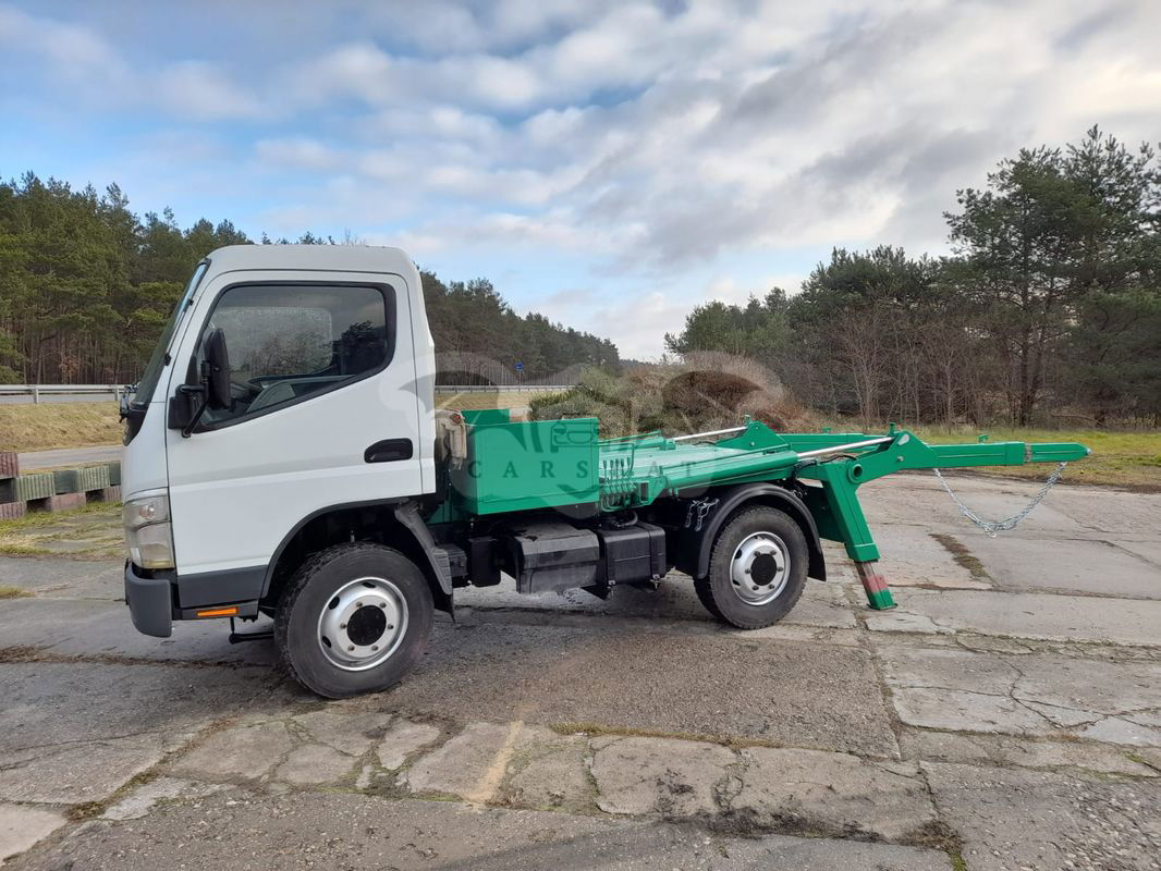 Mitsubishi Fuso Canter 2011