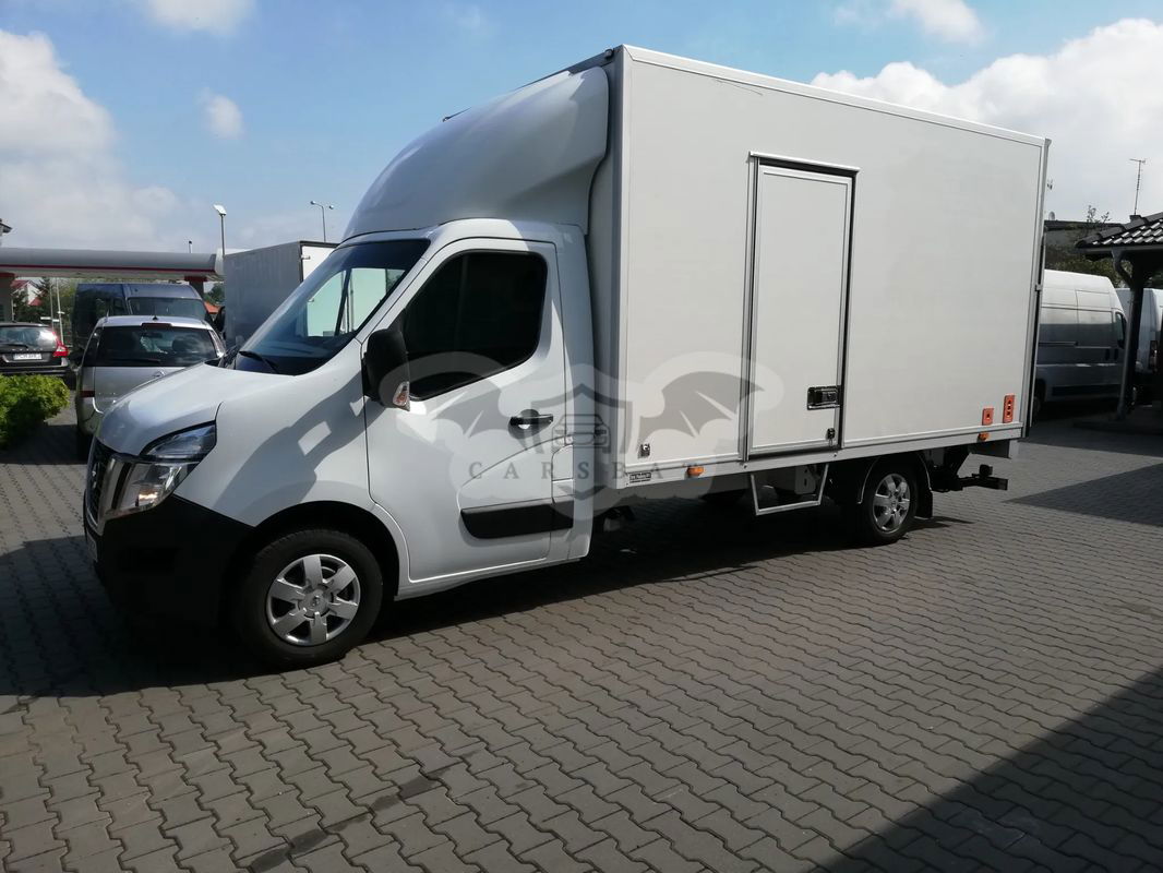 Nissan NV400 2018