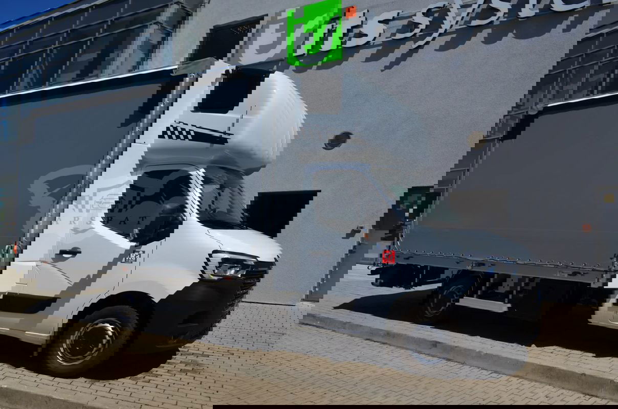 Renault Master 2023