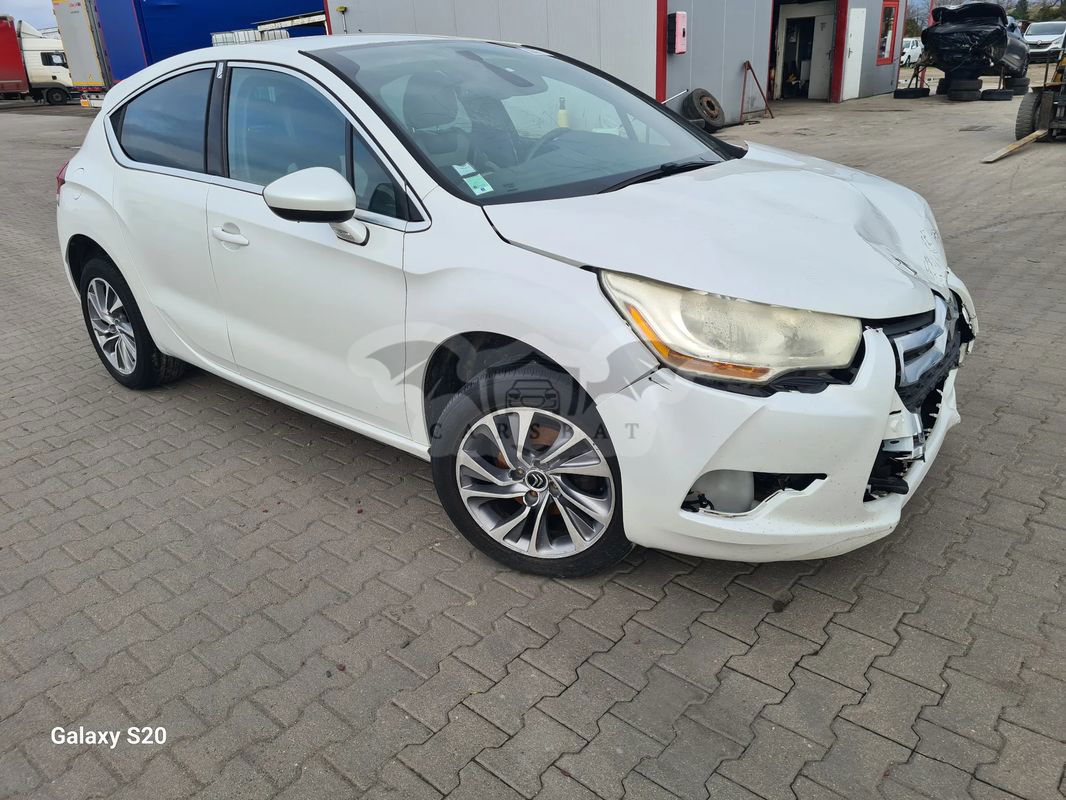 DS DS4 I 2011