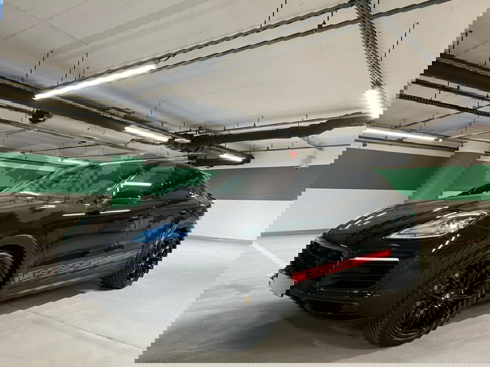 Porsche Cayenne III E-Hybrid Platinum Edition 2022