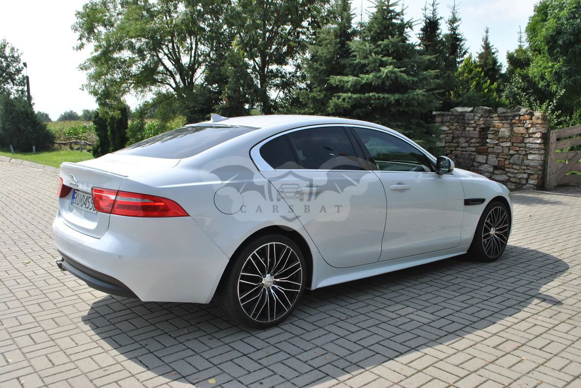 Jaguar XE 2.0 D AWD Portfolio 2016