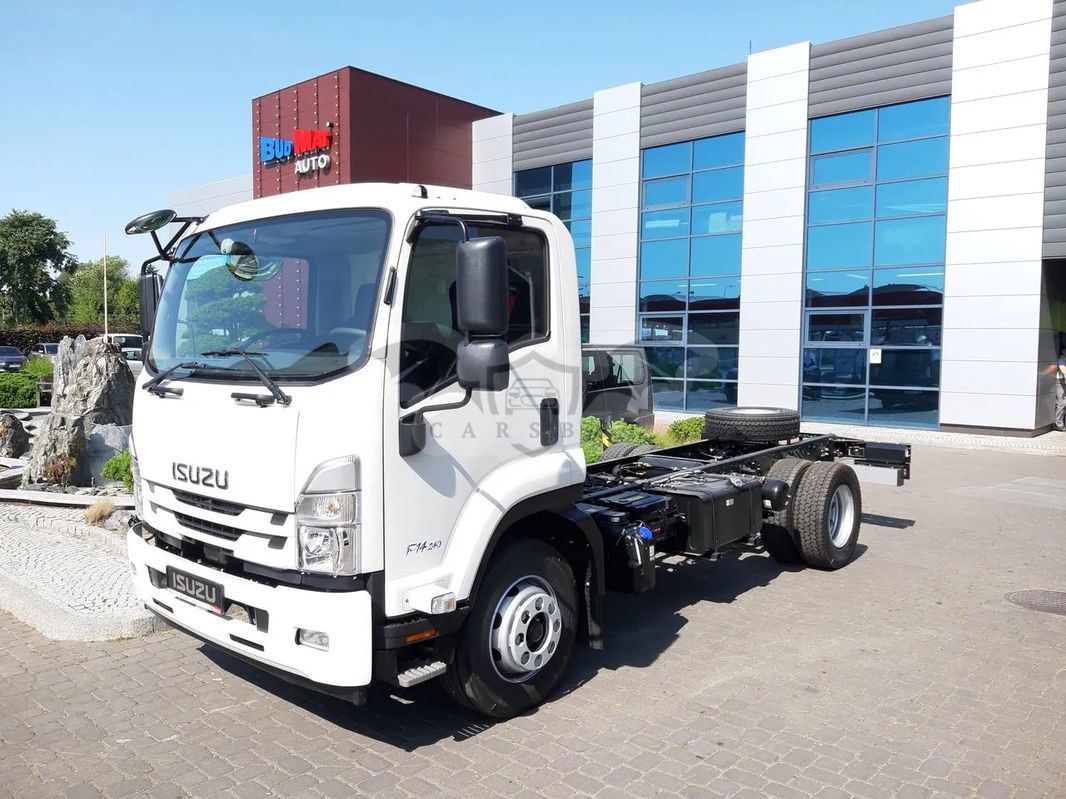 Isuzu F14 2023