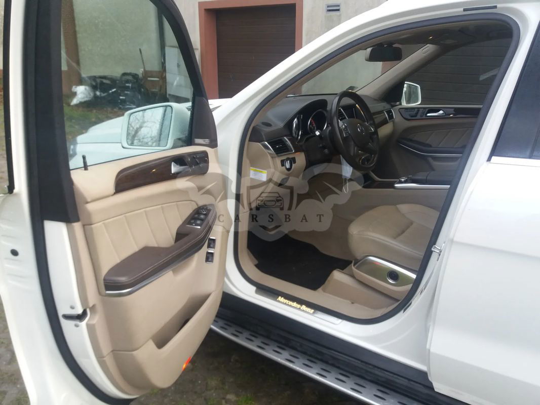 Mercedes-Benz GL X166 450 4Matic 7G-TRONIC 2013