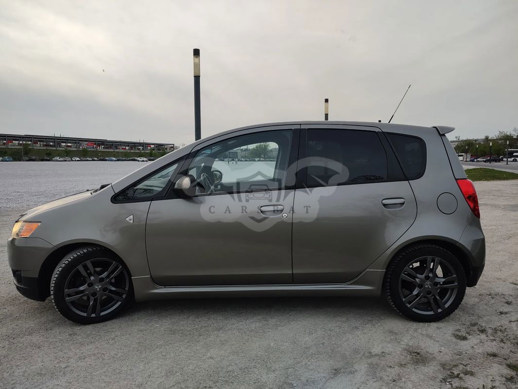 Mitsubishi Colt Z30 1.3 Instyle 2010
