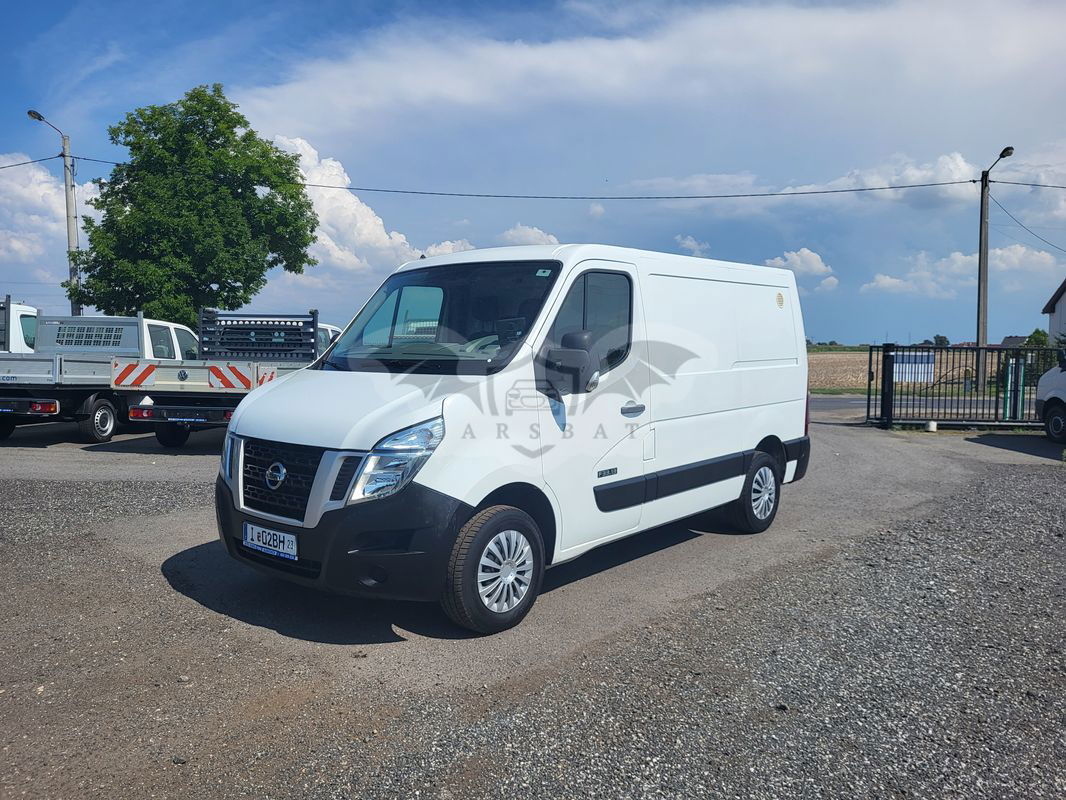 Nissan NV400 2013